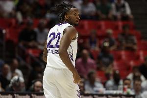 绝对水不了！榜眼彼得森两战53分14助 投篮36中19！