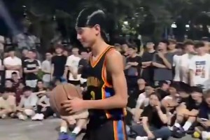 韦德此前：SGA擅长用肩膀手肘创造空间，这是合法动作不算犯规