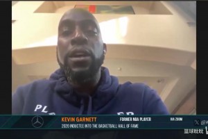 狠人！KG：十几岁时有人想收买我打假球，奶奶直接掏出了猎枪