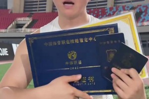 坎比亚索认老队友，这些熟悉又陌生的面孔，内拉祖里还记得吗？
