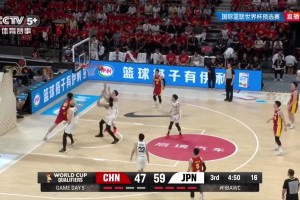 禁区空篮三不沾杨瀚森背打转身抹过对手，结果上篮过桥了…