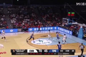 淄博火锅杨瀚森积极回防！追身钉板大帽陈盈骏！！