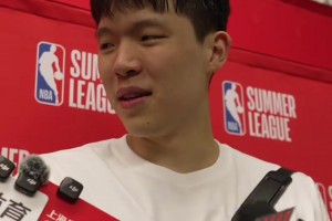 18分10板5助杨瀚森赛后英文采访忘词：我还是太慢热了~