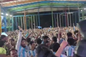 忠实拥趸❗️阿根廷挺进决赛，孟加拉国球迷又嗨了